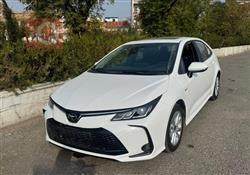 تۆیۆتا کۆرۆلا